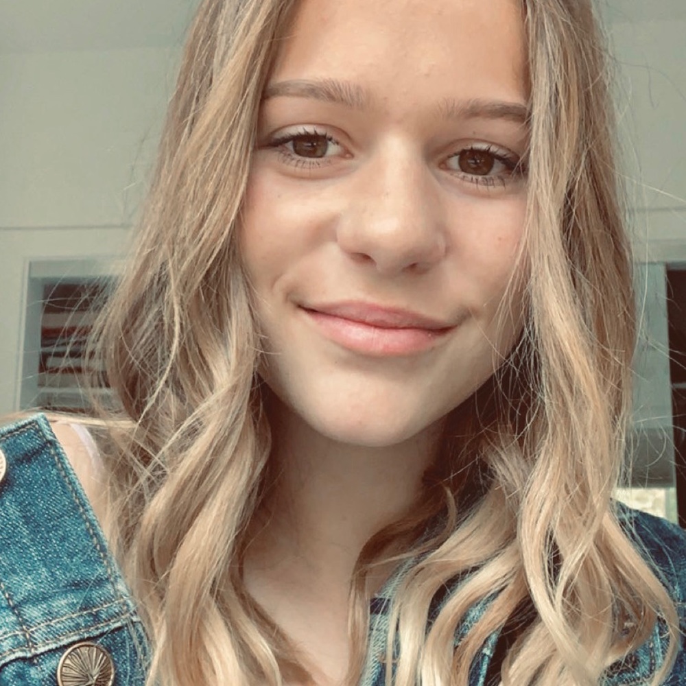 Meet your Posher, Maddie